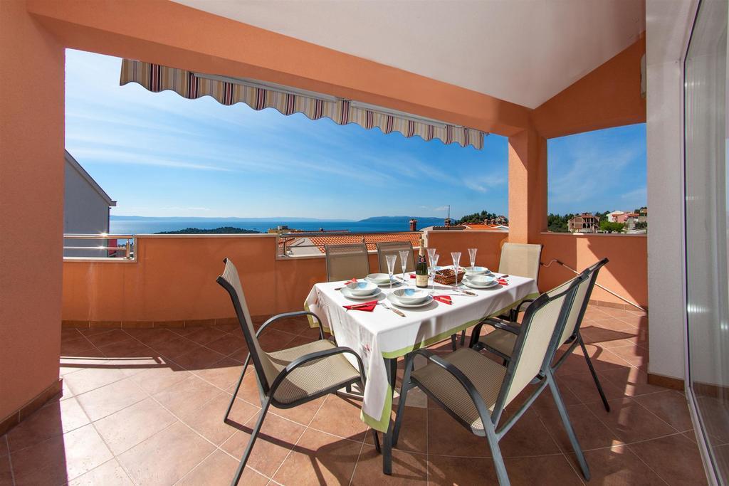Art Villaer Makarska